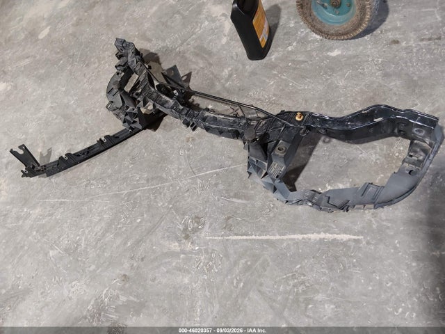 46020357 :رقم المزاد ، 1FMCU9GD1JUD21548 vin ، 2018 Ford Escape Se مزاد بيع