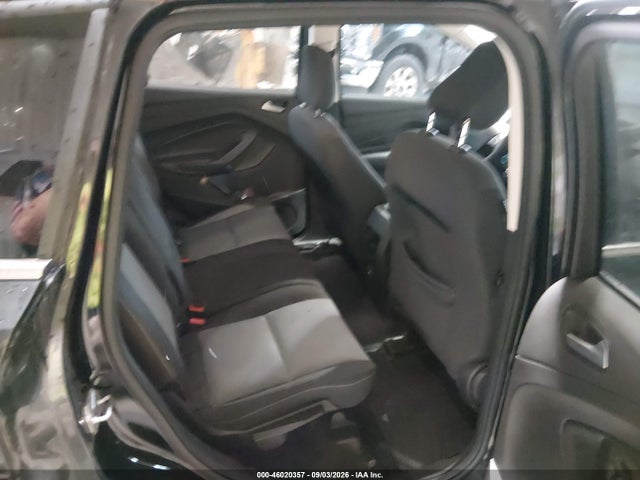 46020357 :رقم المزاد ، 1FMCU9GD1JUD21548 vin ، 2018 Ford Escape Se مزاد بيع