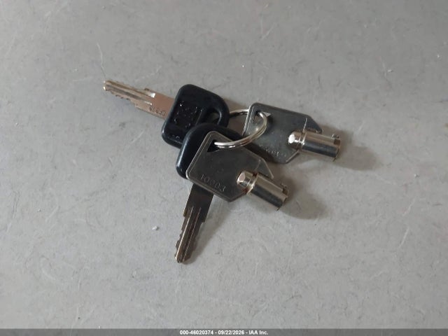 Продаж на аукціоні авто 2004 Komfort Corp. Komfort 24b, vin: 1K52KBL2042022174, номер лоту: 46020374