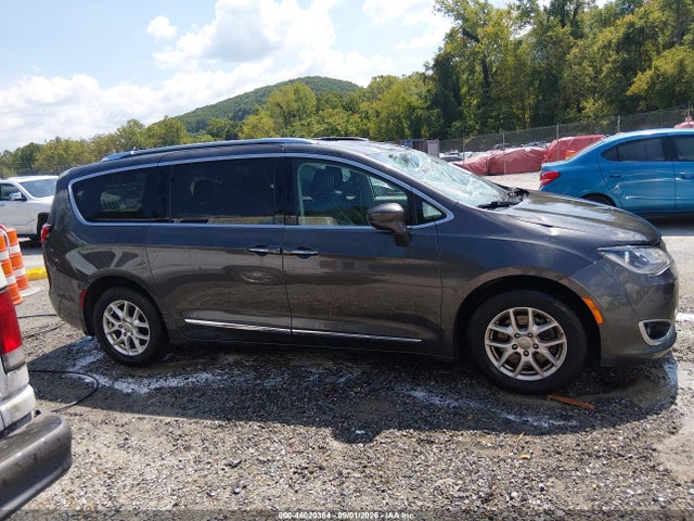 46020384 :رقم المزاد ، 2C4RC1BG2LR131844 vin ، 2020 Chrysler Pacifica Touring L مزاد بيع