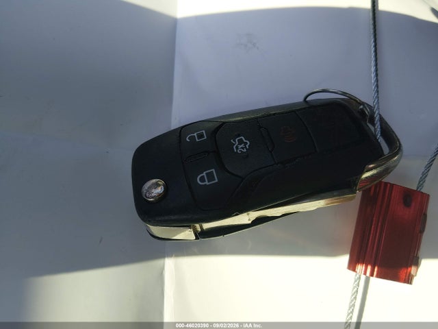 2015 Ford Fusion Hybrid Se მანქანა იყიდება აუქციონზე, vin: 3FA6P0LU9FR310814, აუქციონის ნომერი: 46020390