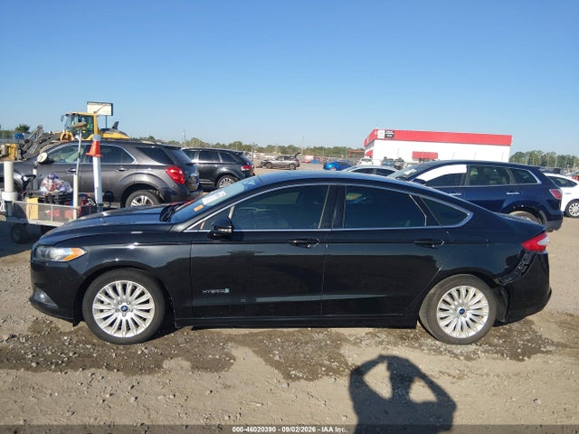 2015 Ford Fusion Hybrid Se მანქანა იყიდება აუქციონზე, vin: 3FA6P0LU9FR310814, აუქციონის ნომერი: 46020390