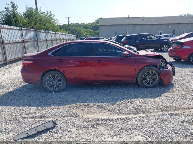 2015 Toyota Camry Se მანქანა იყიდება აუქციონზე, vin: 4T1BF1FK4FU979332, აუქციონის ნომერი: 46020476