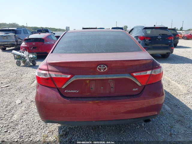 2015 Toyota Camry Se მანქანა იყიდება აუქციონზე, vin: 4T1BF1FK4FU979332, აუქციონის ნომერი: 46020476