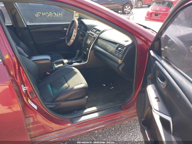 2015 Toyota Camry Se მანქანა იყიდება აუქციონზე, vin: 4T1BF1FK4FU979332, აუქციონის ნომერი: 46020476