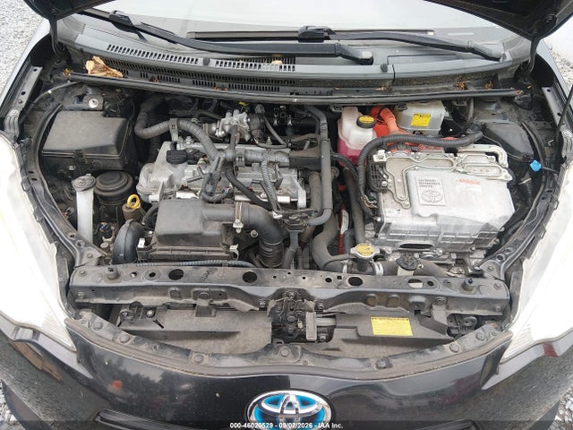 Toyota Prius C Two 2014 JTDKDTB31E1569897 Image 10