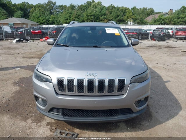 46020531 :رقم المزاد ، 1C4PJMLB6KD323660 vin ، 2019 Jeep Cherokee Latitude Plus 4x4 مزاد بيع