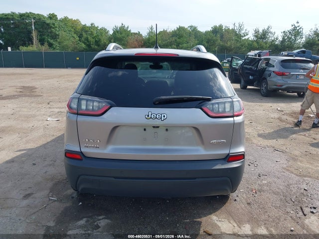 46020531 :رقم المزاد ، 1C4PJMLB6KD323660 vin ، 2019 Jeep Cherokee Latitude Plus 4x4 مزاد بيع