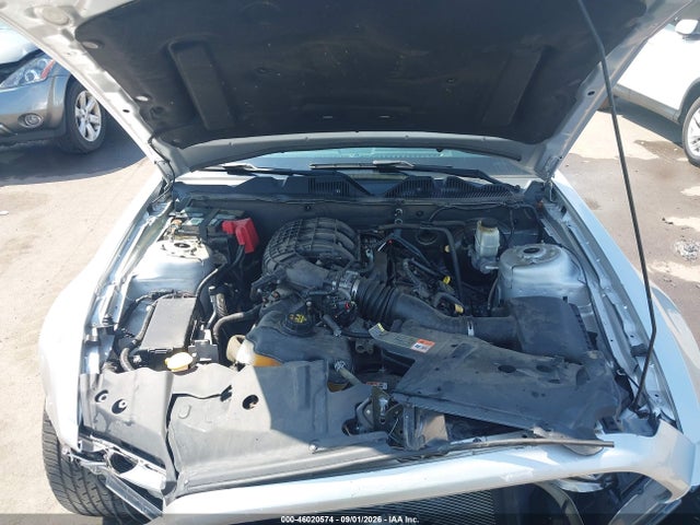 Продаж на аукціоні авто 2014 Ford Mustang V6 Premium, vin: 1ZVBP8AMXE5277511, номер лоту: 46020574