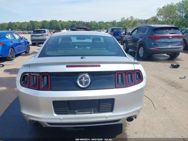 Продаж на аукціоні авто 2014 Ford Mustang V6 Premium, vin: 1ZVBP8AMXE5277511, номер лоту: 46020574