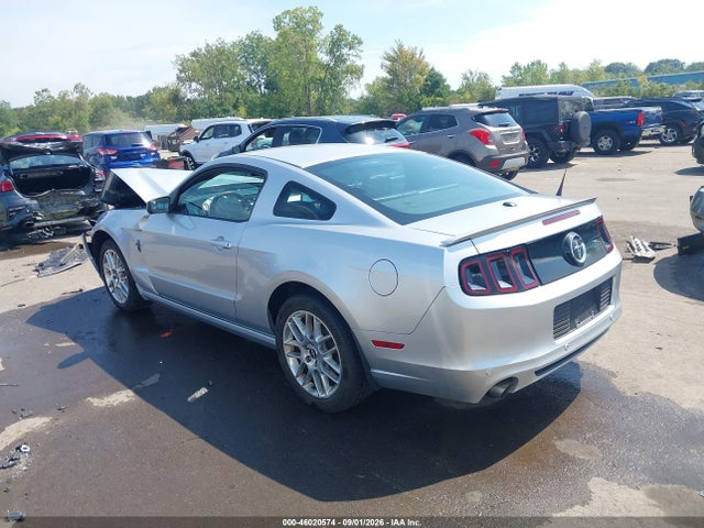 Продаж на аукціоні авто 2014 Ford Mustang V6 Premium, vin: 1ZVBP8AMXE5277511, номер лоту: 46020574