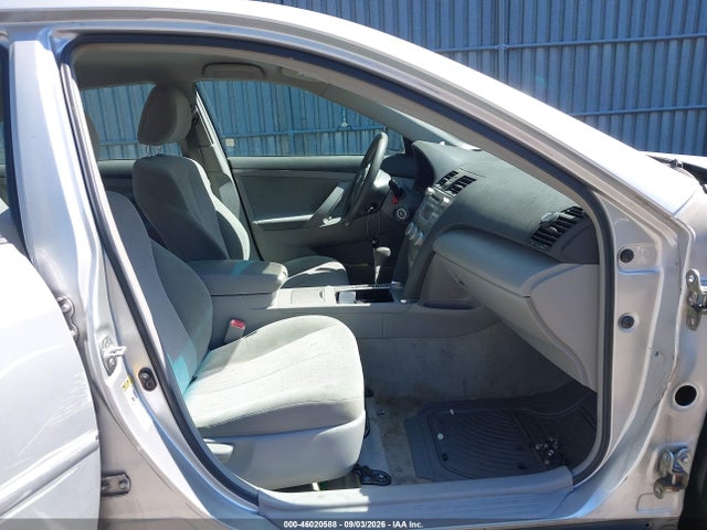 2011 Toyota Camry Le მანქანა იყიდება აუქციონზე, vin: 4T1BF3EK0BU134551, აუქციონის ნომერი: 46020588