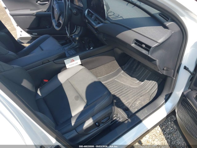 46020599 :رقم المزاد ، JTHP9JBHXR2076936 vin ، 2024 Lexus Ux 250h Premium مزاد بيع