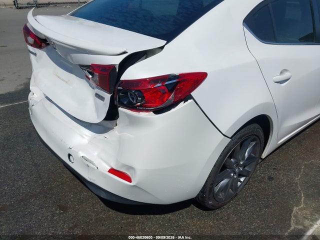 Aukcja sprzedaży 2018 Mazda Mazda3 Touring, vin: 3MZBN1V30JM275088, numer aukcji: 46020600