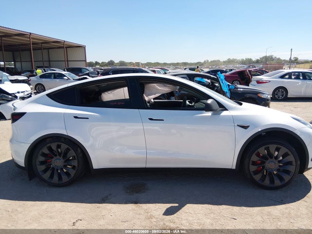 5YJYGDEF1LF009878 Tesla Model Y Long Range Dual Motor All-wheel Drive/performance Dual Motor All-wheel Drive