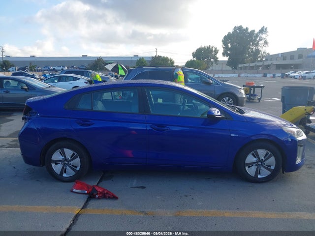 Продажа на аукционе авто 2020 Hyundai Ioniq Hybrid Blue, vin: KMHC65LC7LU239312, номер лота: 46020646