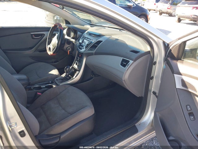 Hyundai ELANTRA SE 2016 5NPDH4AEXGH661348 Image 5