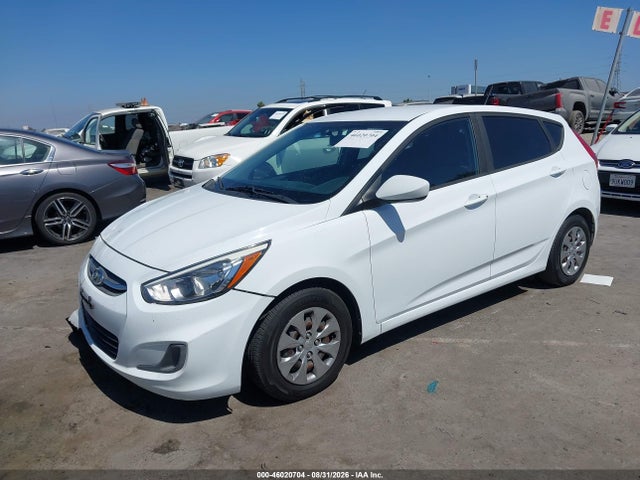 Hyundai ACCENT SE 2017 KMHCT5AE3HU325236 Image 2