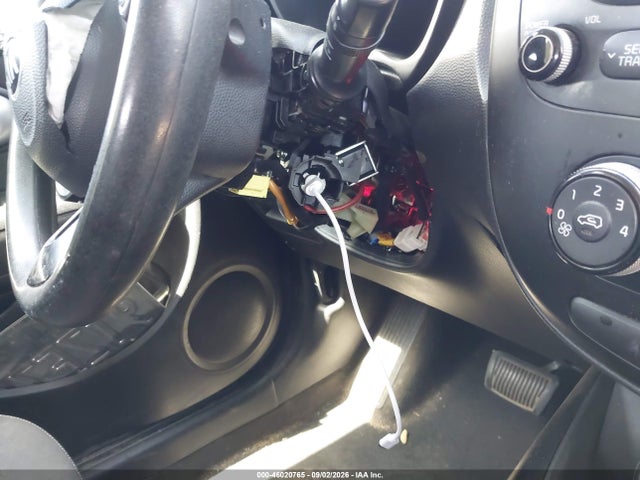 KIA Soul 2016 KNDJN2A2XG7853962 Image 6