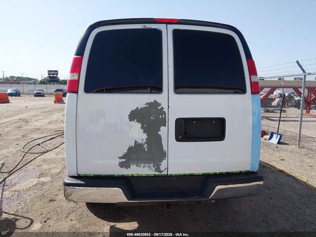 Chevrolet Express 2500 Work Van 2019 1GCWGAFG5K1255188 Image 16