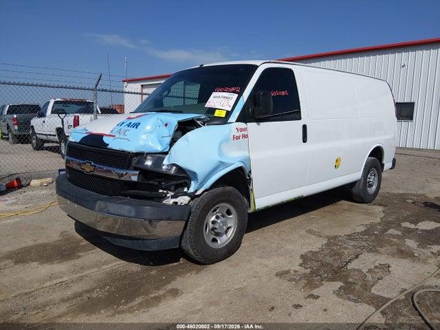 Chevrolet Express 2500 Work Van 2019 1GCWGAFG5K1255188 Image 2