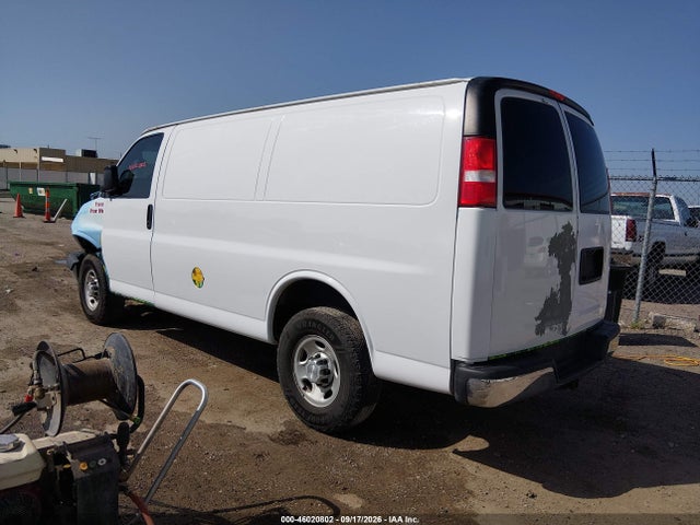 Chevrolet Express 2500 Work Van 2019 1GCWGAFG5K1255188 Image 3