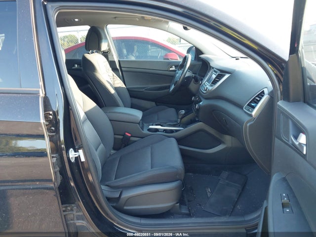Продаж на аукціоні авто 2017 Hyundai Tucson Value, vin: KM8J33A29HU559544, номер лоту: 46020851
