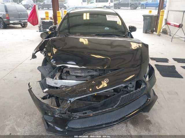 WDD3G4FB2KW001827 Mercedes-Benz A 220 4matic