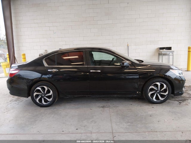 Honda ACCORD EX 2017 1HGCR2F74HA104923 Image 13