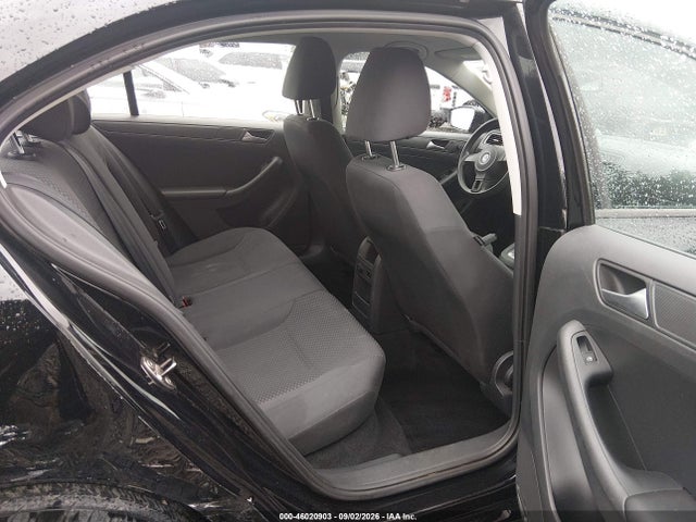 Продаж на аукціоні авто 2013 Volkswagen Jetta 2.0l S, vin: 3VW2K7AJ5DM281022, номер лоту: 46020903