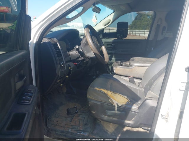 2018 Ram 5500 Chassis Tradesman/slt/laramie მანქანა იყიდება აუქციონზე, vin: 3C7WRNFL3JG233742, აუქციონის ნომერი: 46020906