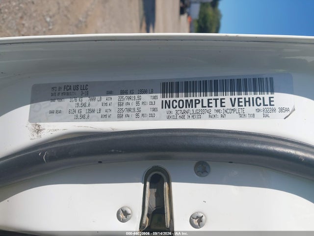 2018 Ram 5500 Chassis Tradesman/slt/laramie მანქანა იყიდება აუქციონზე, vin: 3C7WRNFL3JG233742, აუქციონის ნომერი: 46020906
