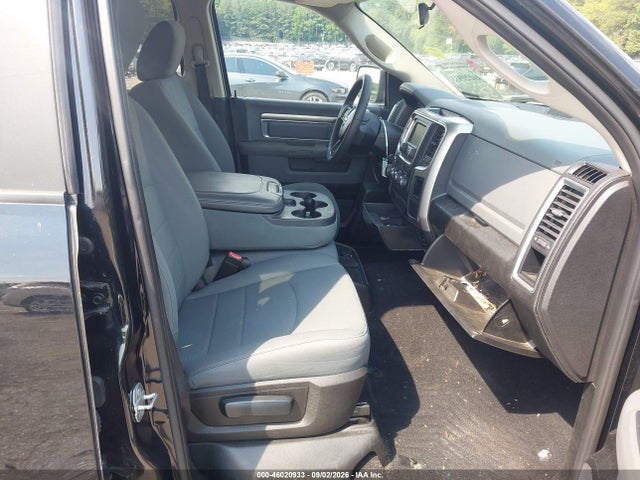 46020933 :رقم المزاد ، 1C6RR7TT7KS614456 vin ، 2019 Ram 1500 Classic Slt  4x4 6'4 Box مزاد بيع