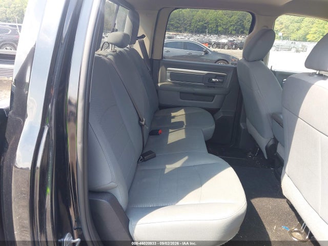 46020933 :رقم المزاد ، 1C6RR7TT7KS614456 vin ، 2019 Ram 1500 Classic Slt  4x4 6'4 Box مزاد بيع