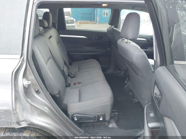 Продаж на аукціоні авто 2016 Toyota Highlander Le V6, vin: 5TDBKRFH3GS351299, номер лоту: 46020935