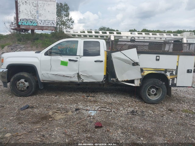 46020954 :رقم المزاد ، 1GD521CG2FZ135530 vin ، 2015 Gmc Sierra 3500hd مزاد بيع
