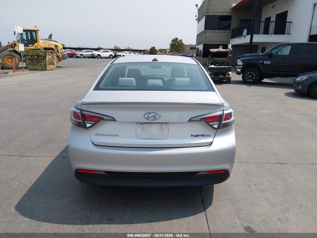 Hyundai Sonata Hybrid Se 2017 KMHE24L17HA046731 Image 18