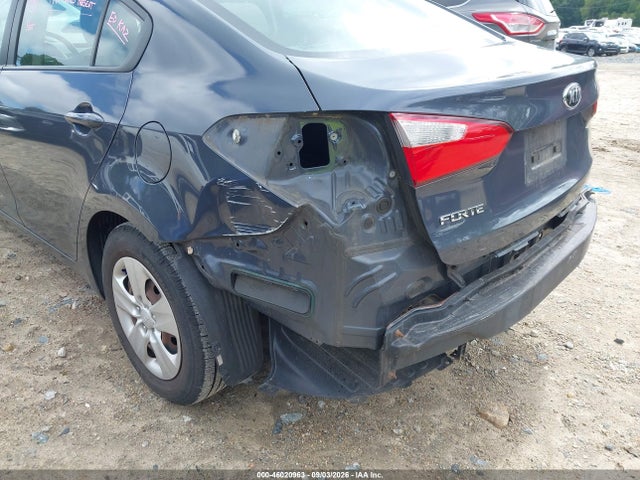Продажа на аукционе авто 2015 Kia Forte Lx, vin: KNAFX4A62F5332885, номер лота: 46020963