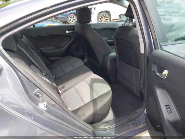 Продажа на аукционе авто 2015 Kia Forte Lx, vin: KNAFX4A62F5332885, номер лота: 46020963