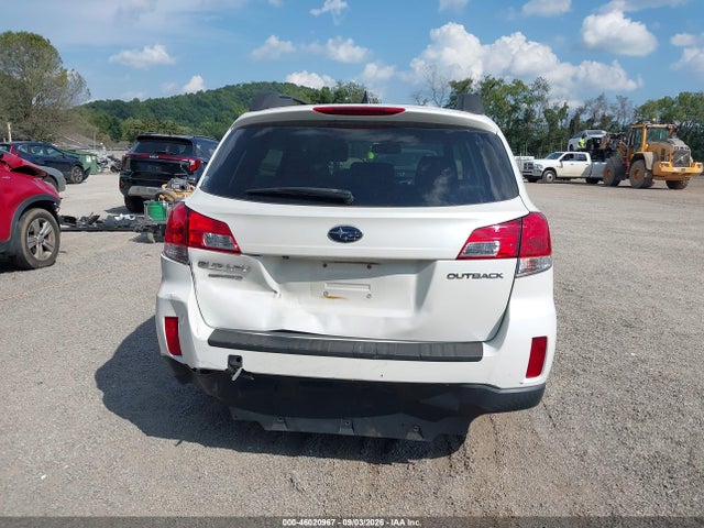 46020967 :رقم المزاد ، 4S4BRCLC0E3313170 vin ، 2014 Subaru Outback 2.5i Limited مزاد بيع