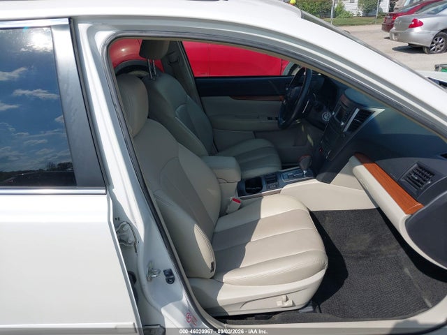 46020967 :رقم المزاد ، 4S4BRCLC0E3313170 vin ، 2014 Subaru Outback 2.5i Limited مزاد بيع