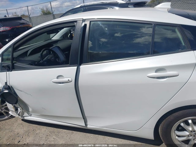 Toyota Prius Prime Xle 2022 JTDKAMFP4N3216912 Image 14