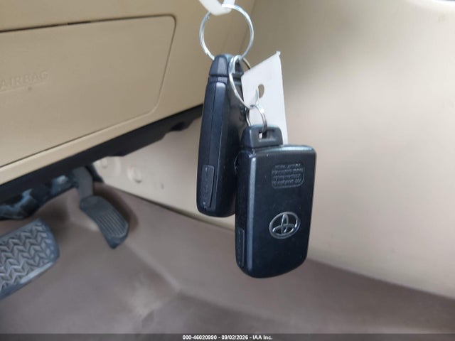 Продажа на аукционе авто 2016 Toyota Highlander Limited Platinum V6, vin: 5TDYKRFH0GS134612, номер лота: 46020990