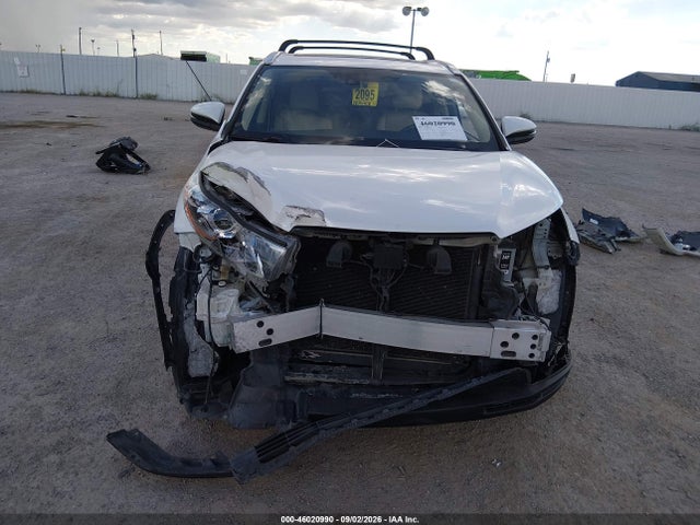Продажа на аукционе авто 2016 Toyota Highlander Limited Platinum V6, vin: 5TDYKRFH0GS134612, номер лота: 46020990