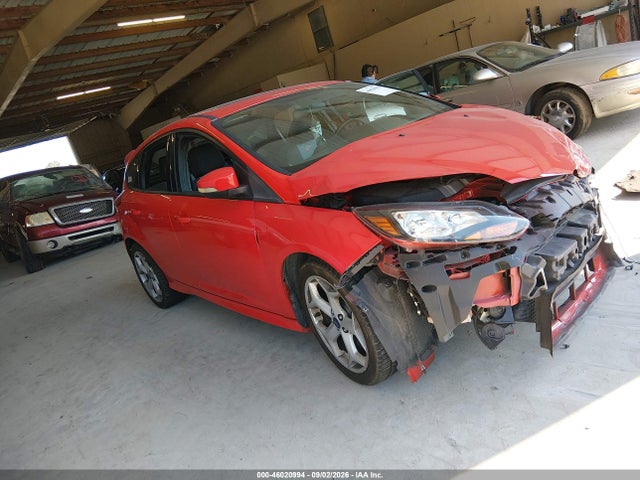 46020994 :رقم المزاد ، 1FADP3L96EL436596 vin ، 2014 Ford Focus St مزاد بيع