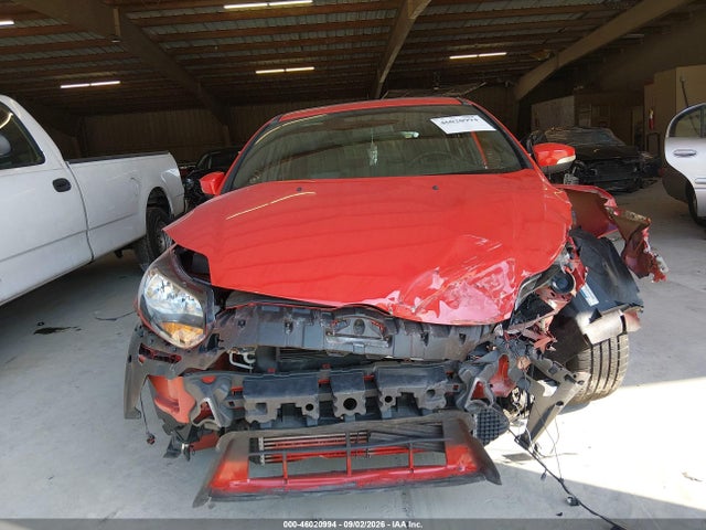 46020994 :رقم المزاد ، 1FADP3L96EL436596 vin ، 2014 Ford Focus St مزاد بيع