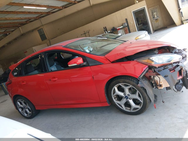 46020994 :رقم المزاد ، 1FADP3L96EL436596 vin ، 2014 Ford Focus St مزاد بيع