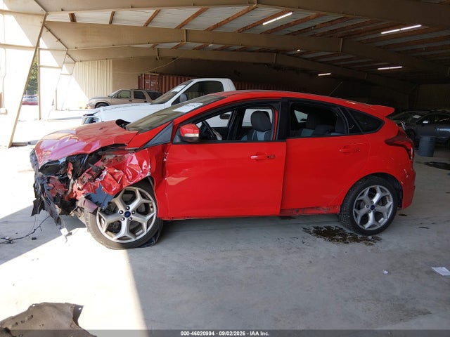 46020994 :رقم المزاد ، 1FADP3L96EL436596 vin ، 2014 Ford Focus St مزاد بيع