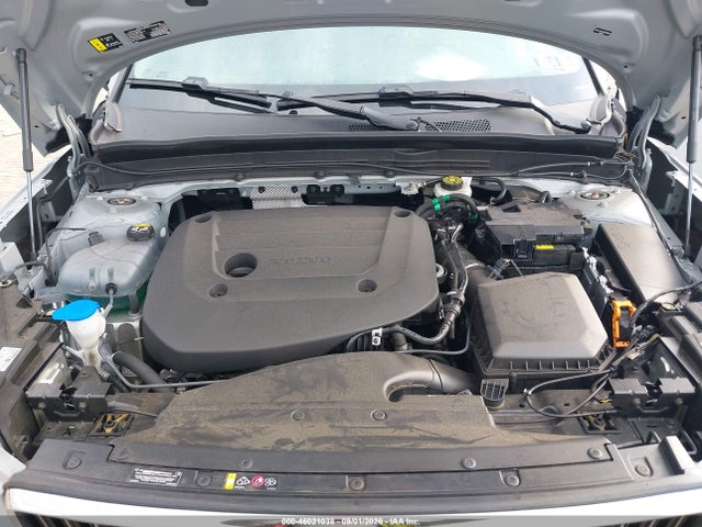 Auction sale of the 2025 Volvo Xc40 B5 Core Bright Theme, vin: YV4L12UJ1S2532497, lot number: 46021038