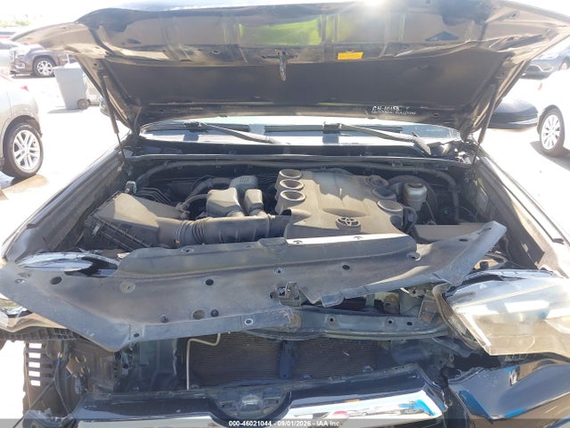 46021044 :رقم المزاد ، JTEZU5JRXG5133783 vin ، 2016 Toyota 4runner Limited/sr5/sr5 Premium مزاد بيع